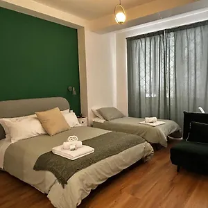 https://il-ninfeo-san-giovanni-roma.it-romehotels.com