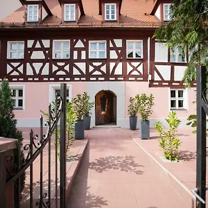Aston's Hotel