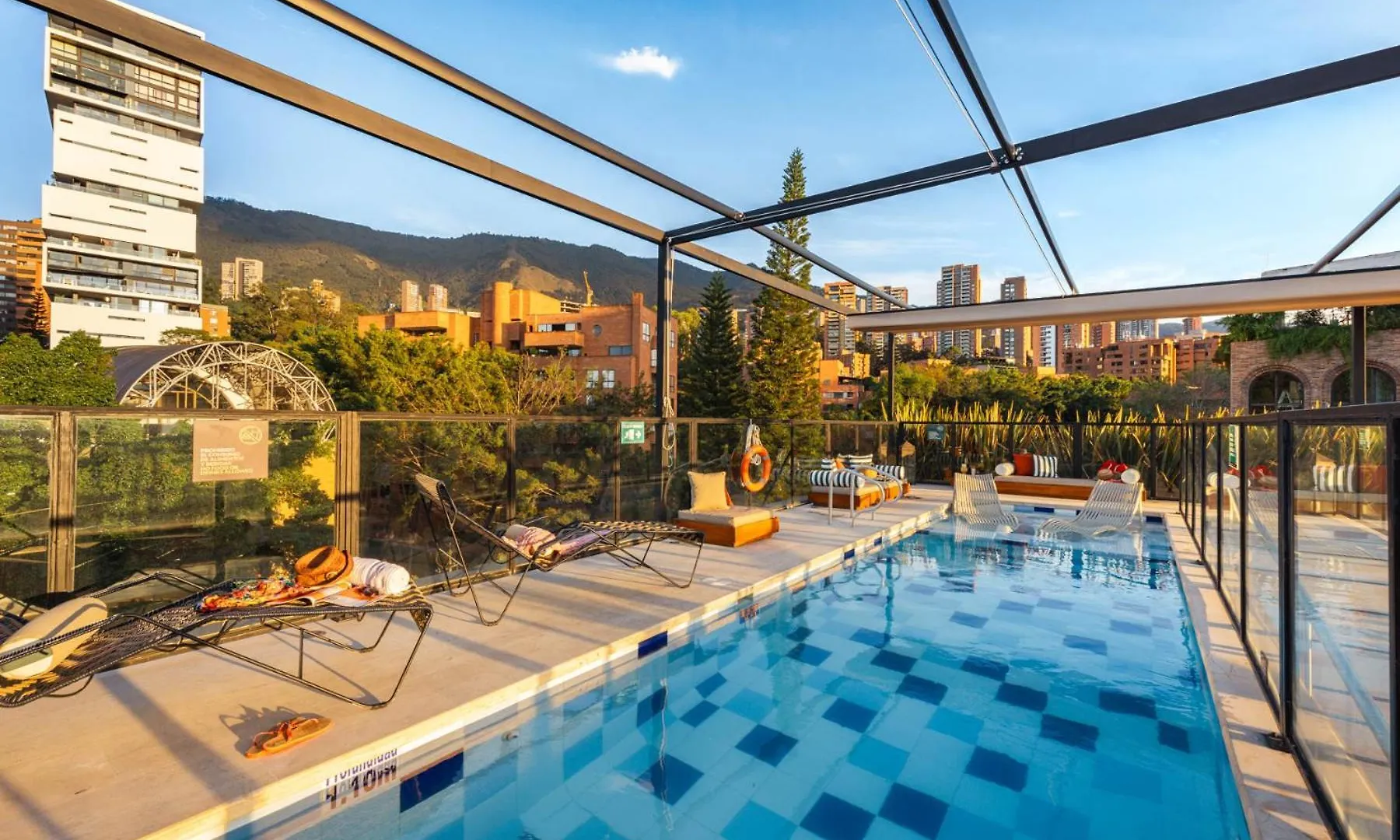 Loma Verde Aparthotel Medellin